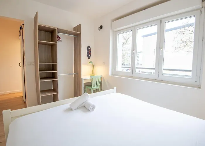 Le Pic-paris Guest house