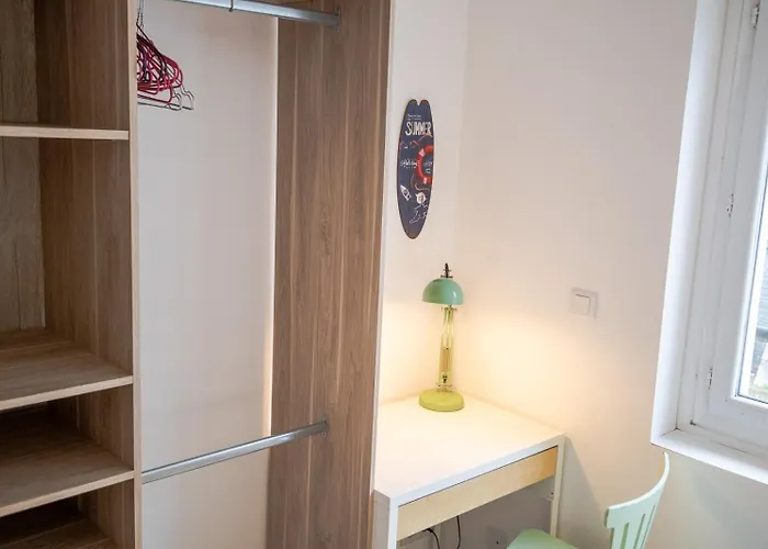 Le Pic-paris Guest house 3*